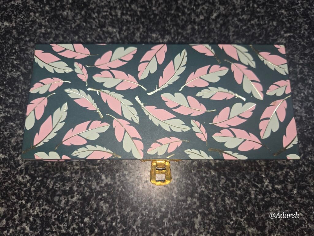 Modern Pink and Mint-Green Feather Print Shagun Box