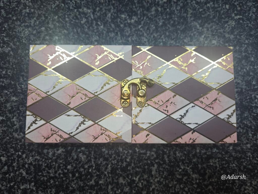 Pink and White Argyle Diamond Pattern Shagun Box